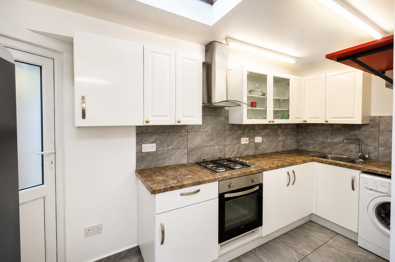 House Denehurst Gardens in Greater London