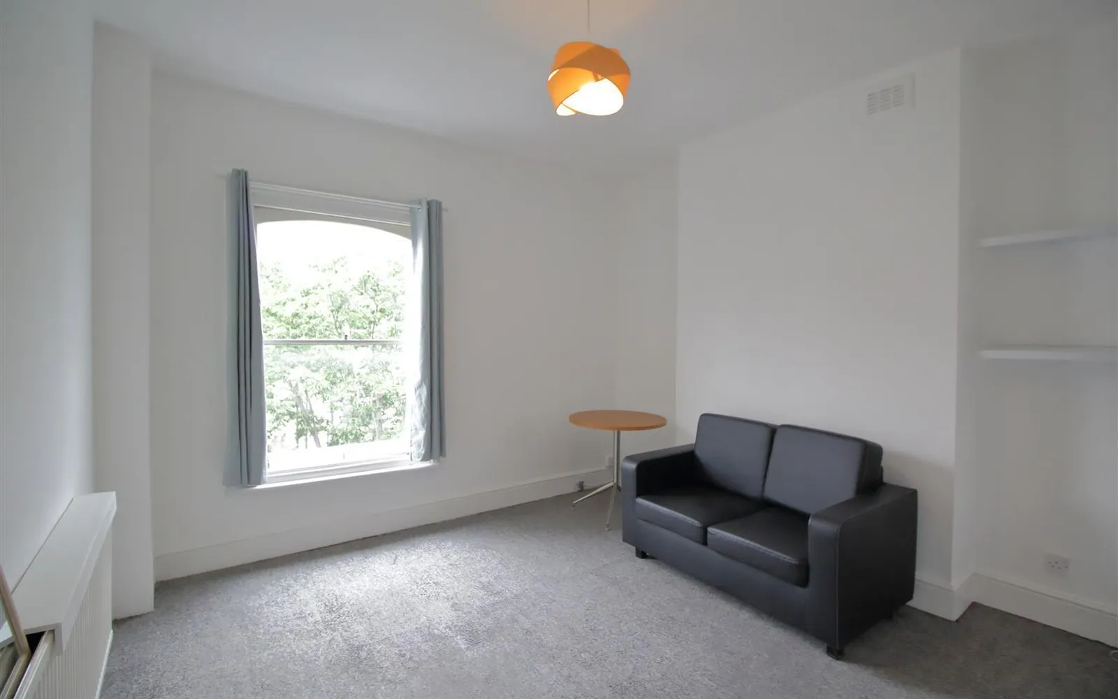 Flat Kellett Road in Greater London