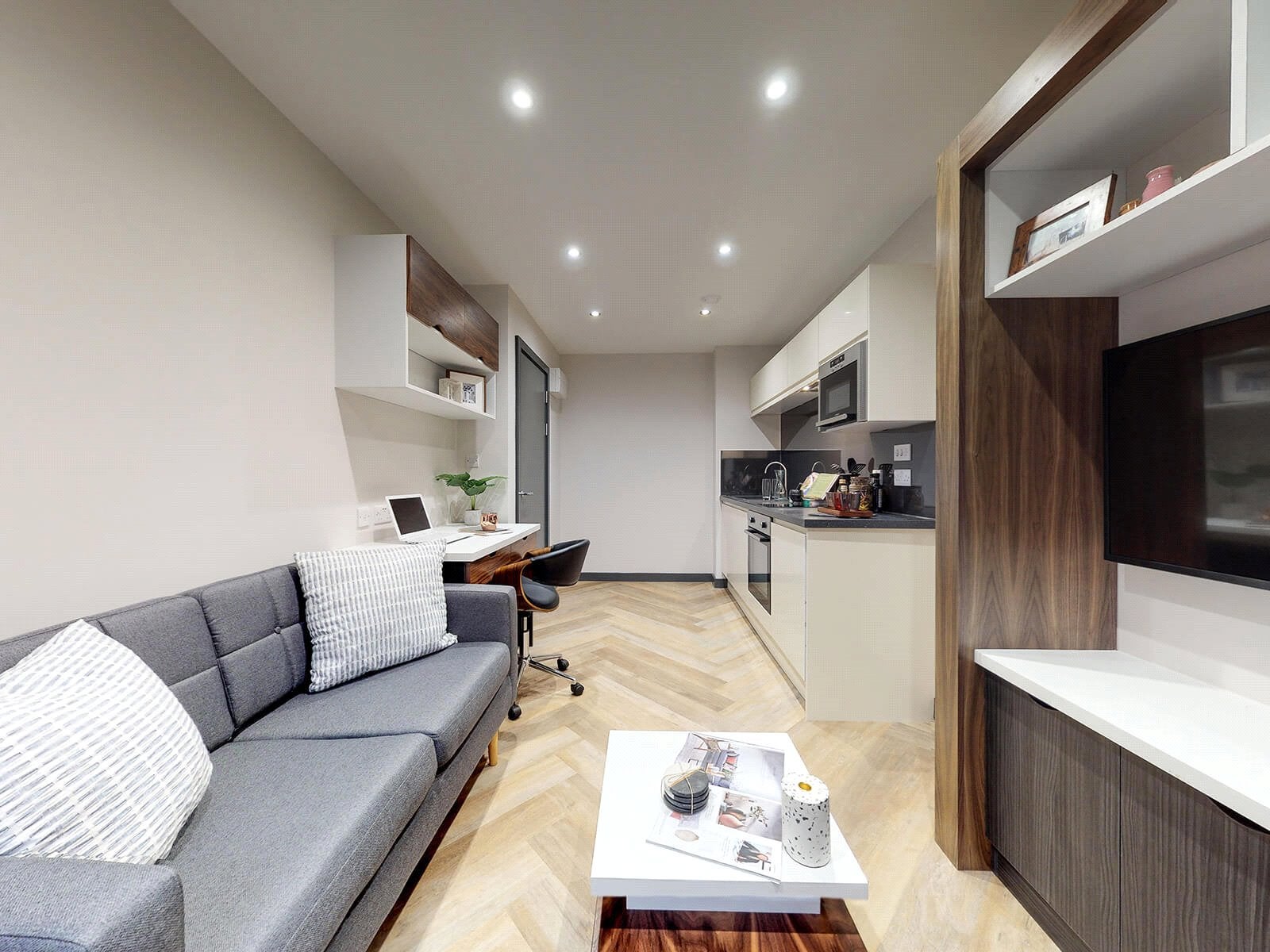 Flat Wade Lane in Leeds