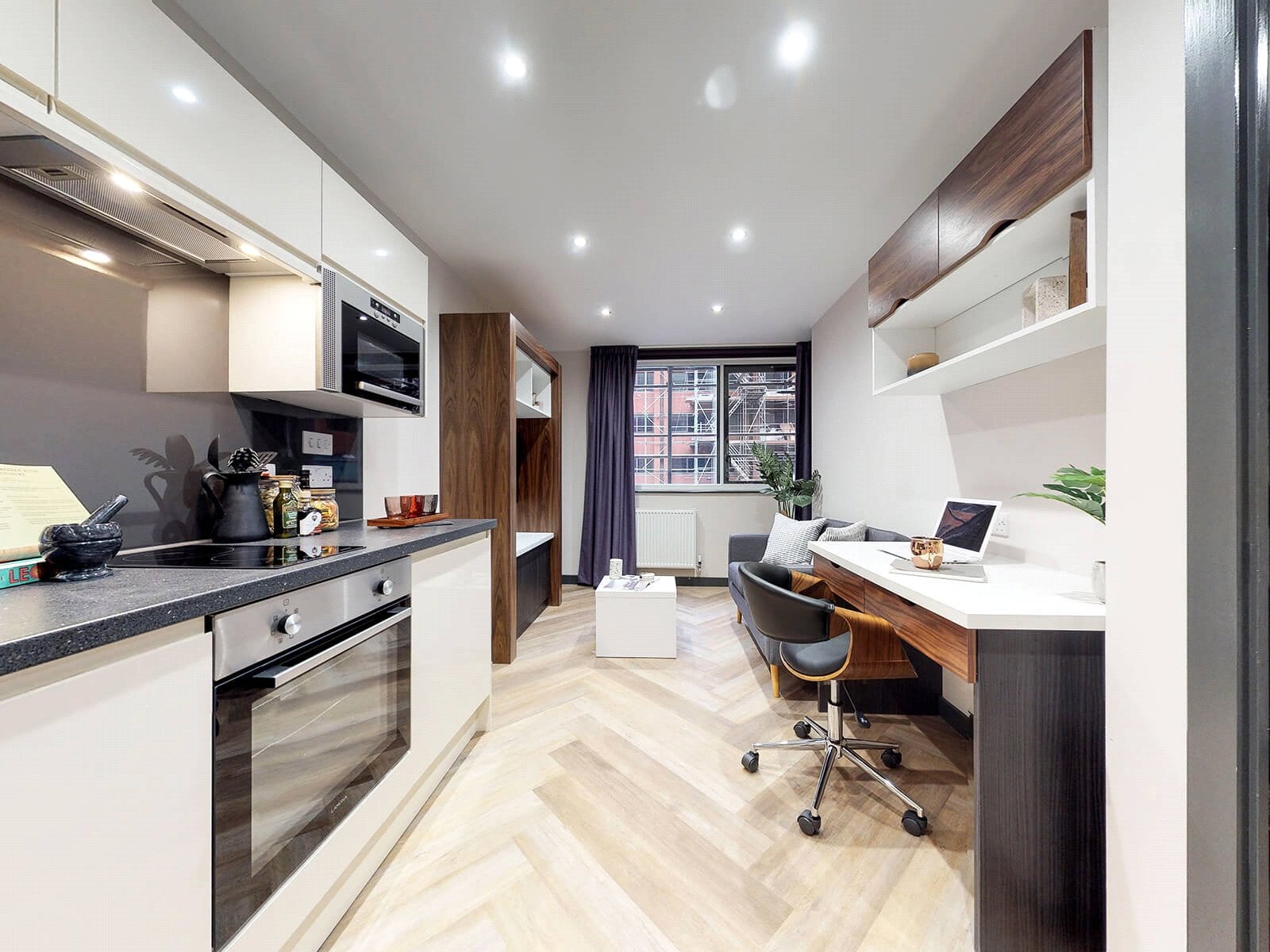 Flat Wade Lane in Leeds