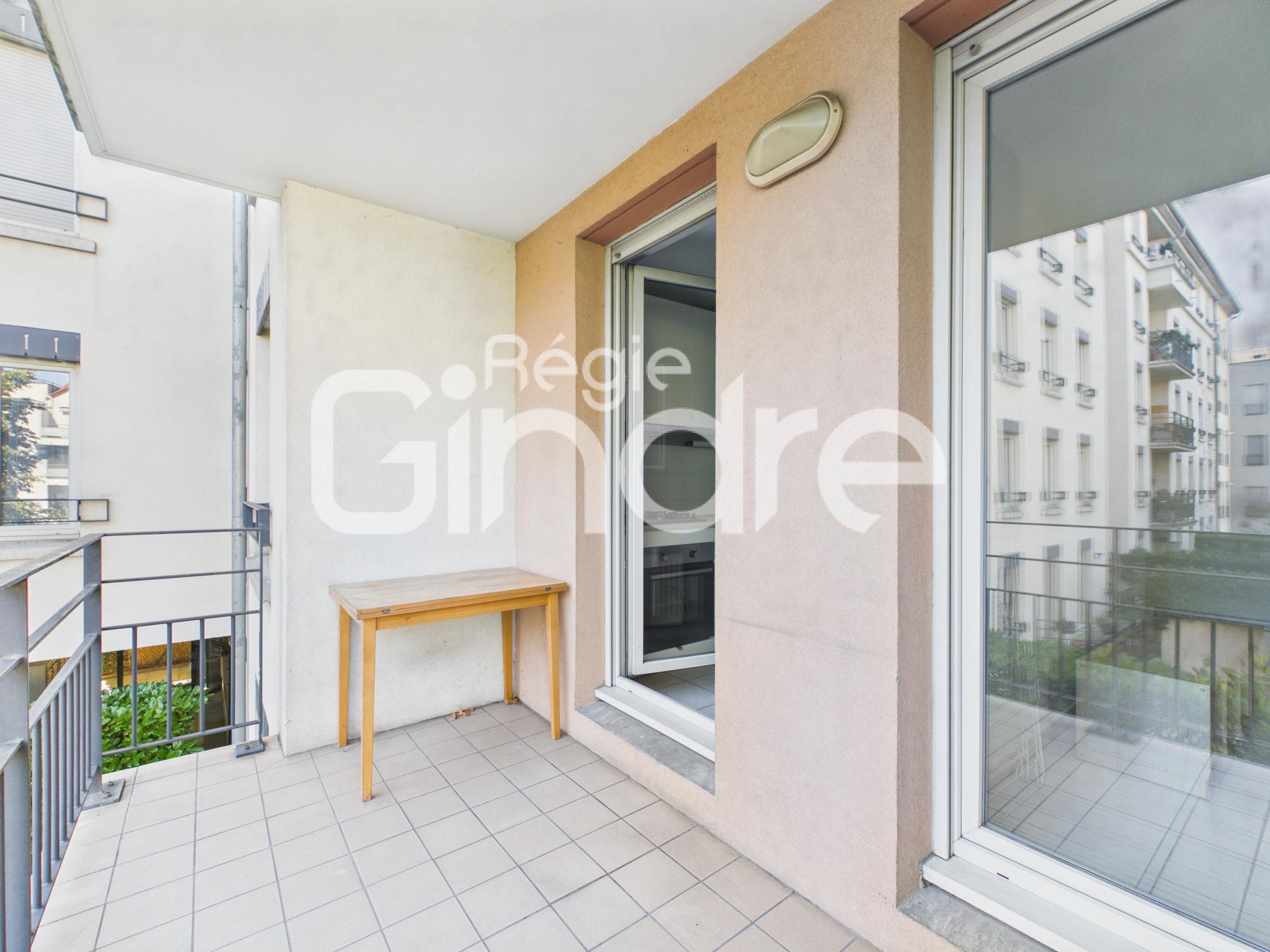 Flat Montée Georges Kubler in Lyon