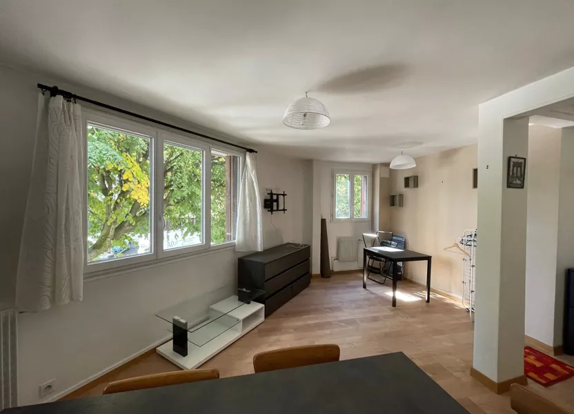 Appartement Boulevard de la Liberté à Les Lilas