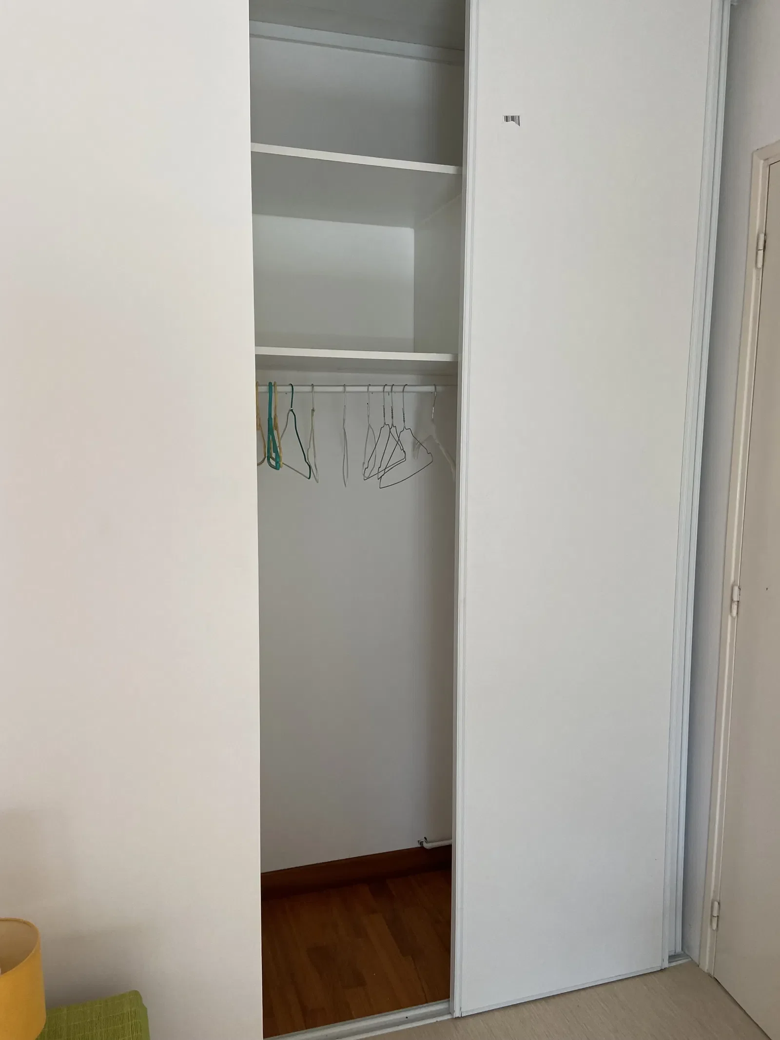 Chambre Rue des Vezous à Clamart