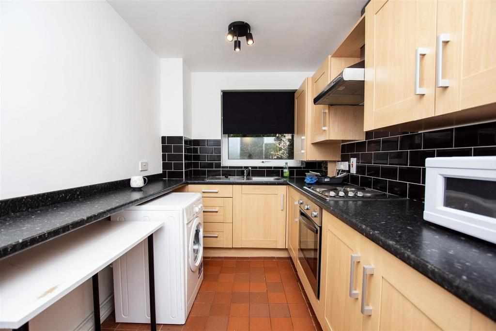 Flat Seymour Close in Birmingham