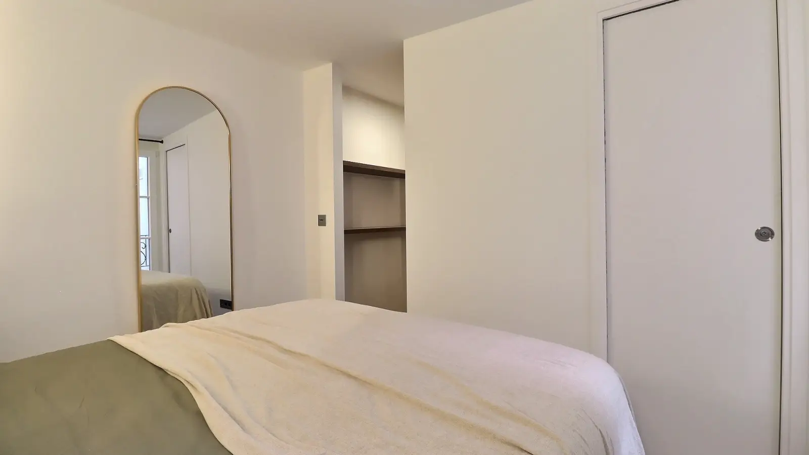 Appartement Rue de Savoie à Paris