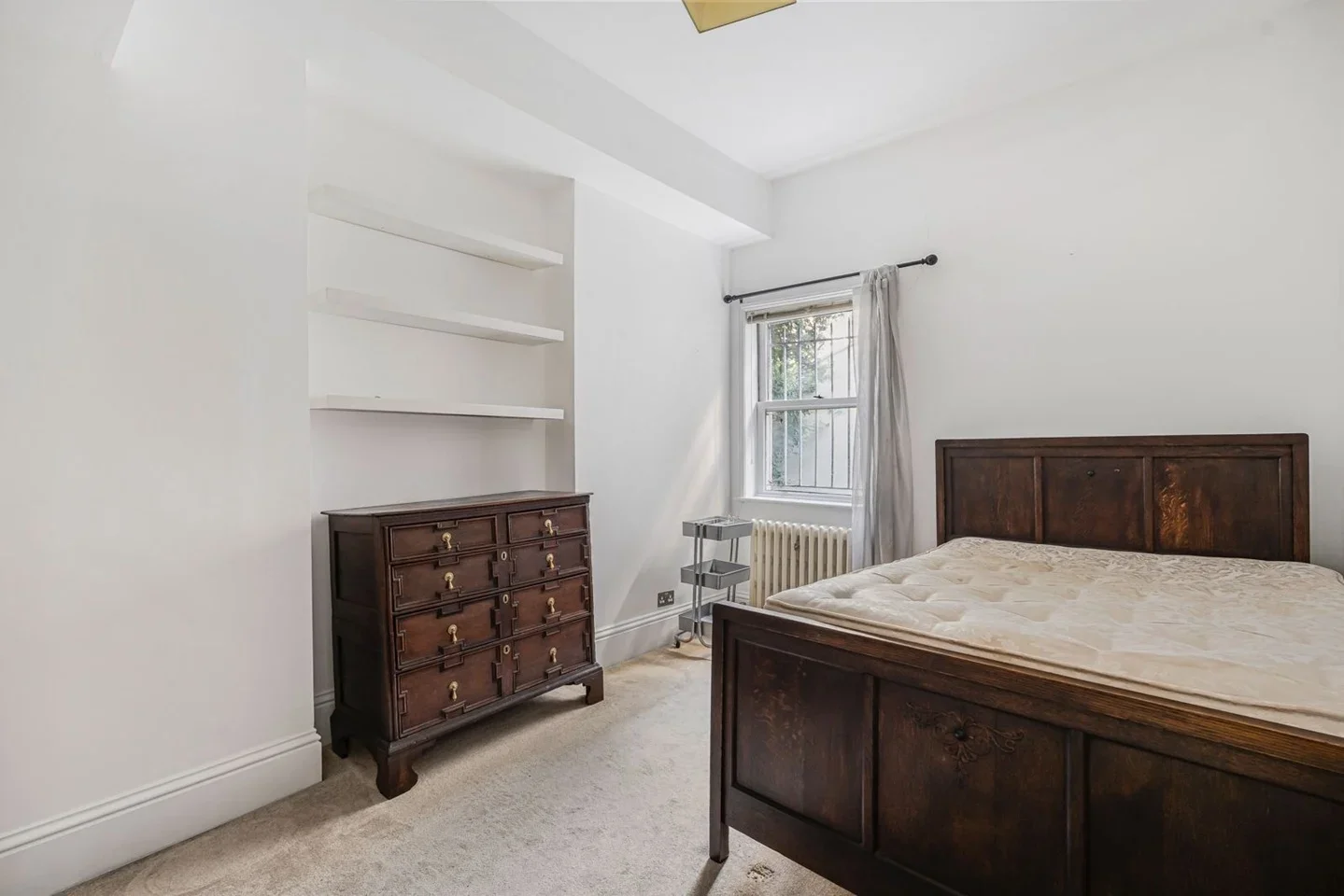 Flat Uxbridge Road in Greater London