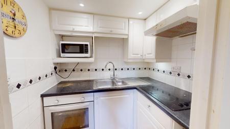 Flat First Avenue in Hove