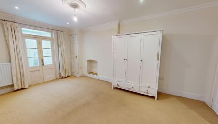 Flat First Avenue in Hove