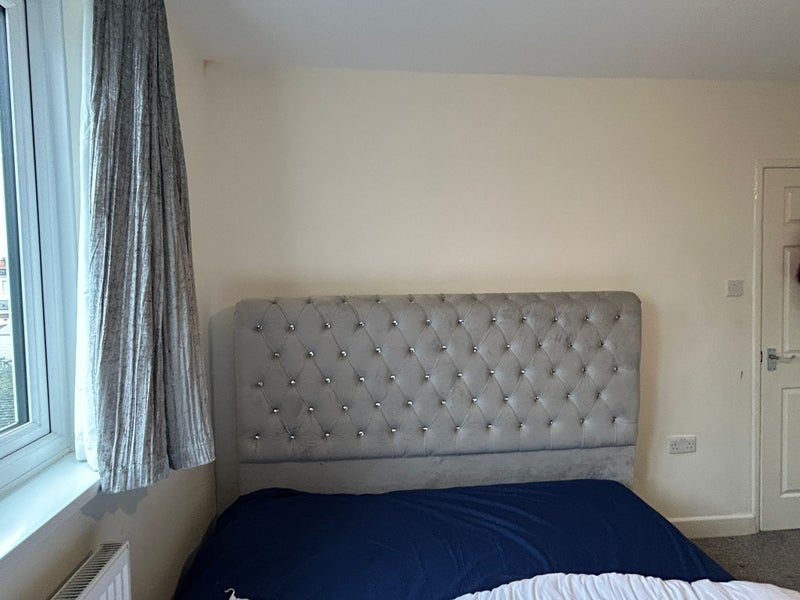 Room Farm Road in Maidenhead