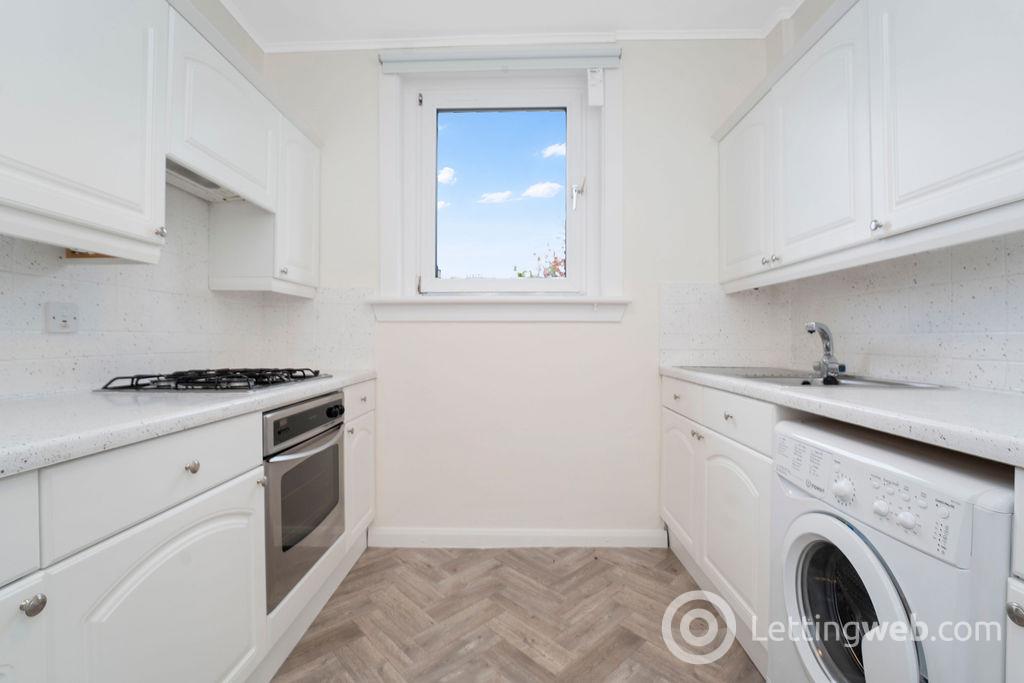 House Longstone Road in City of Edinburgh