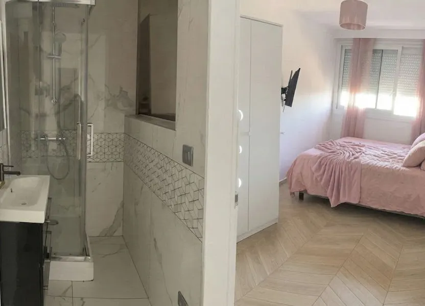 Appartement Avenue Faidherbe à Les Lilas