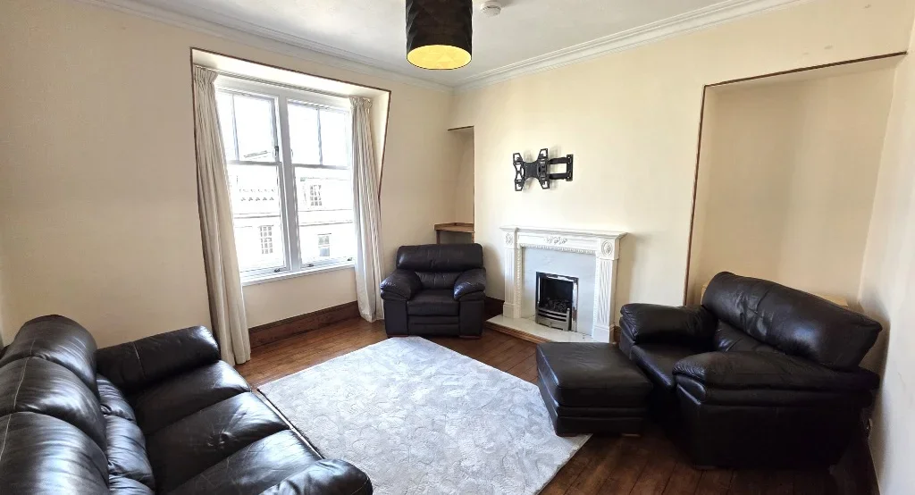Flat Holburn Street in Aberdeen City