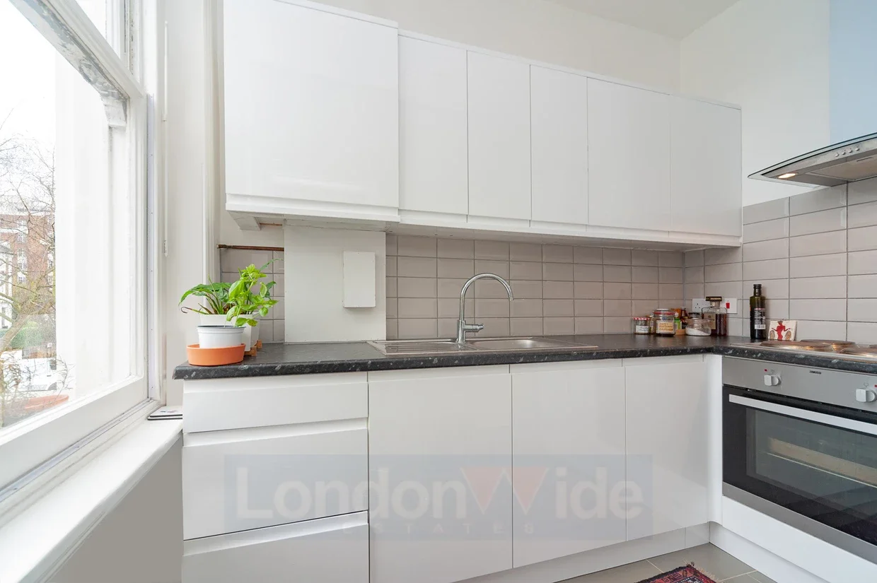 Flat Shirland Road in City of Westminster