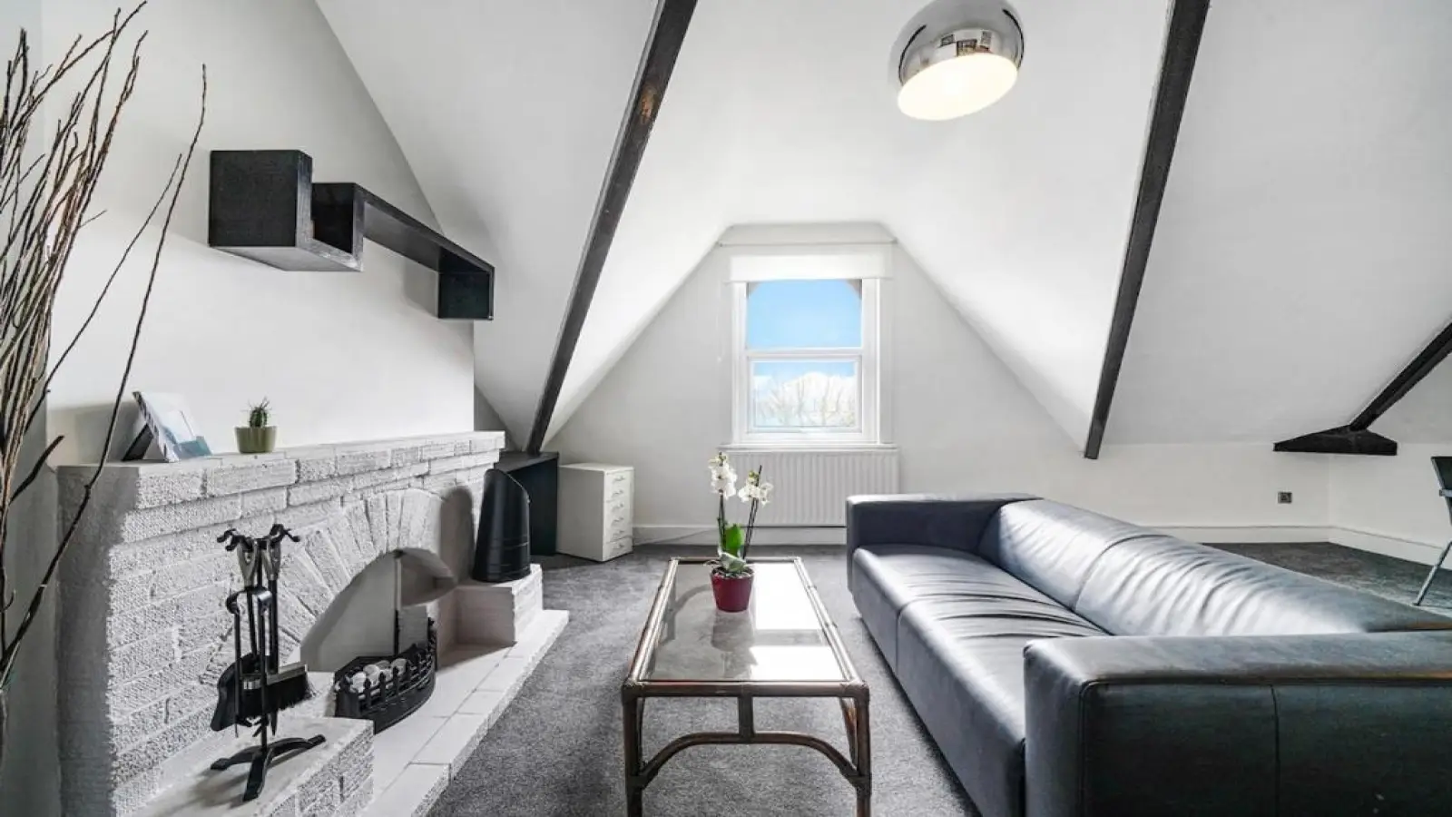 Flat Stanstead Road in Greater London