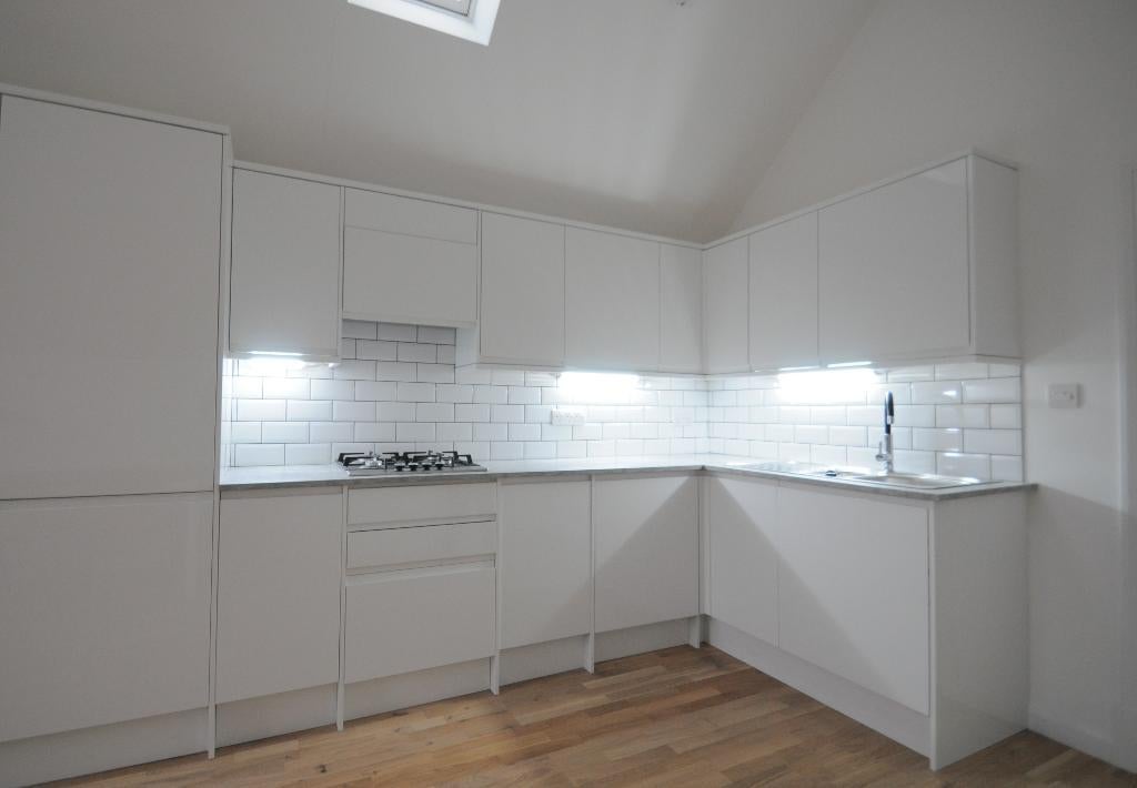 Flat Copleston Road in Greater London