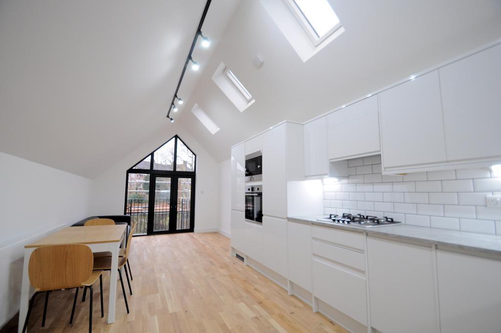 Flat Copleston Road in Greater London