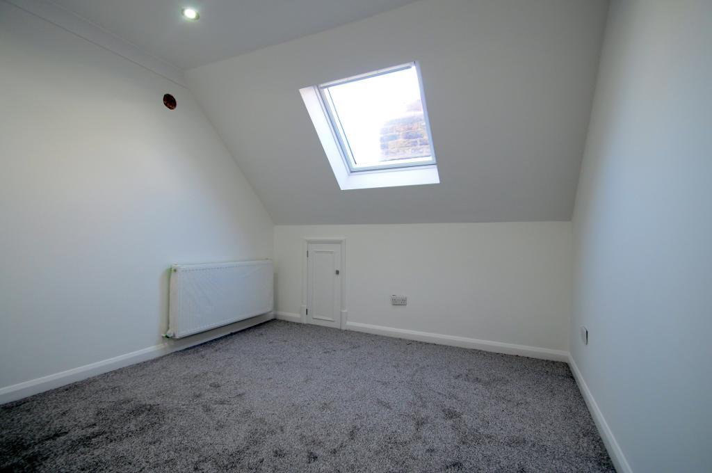 Flat Copleston Road in Greater London