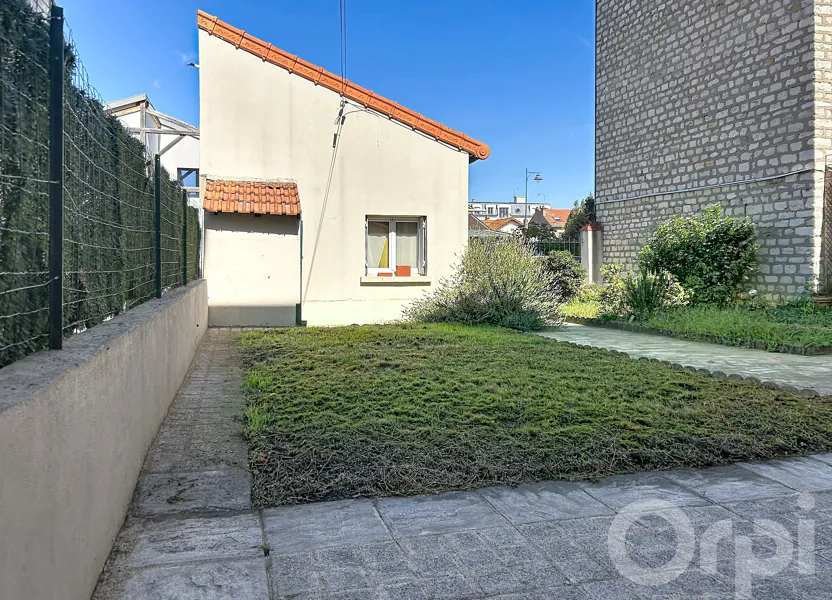 Flat Rue Chevreul in Maisons-Alfort