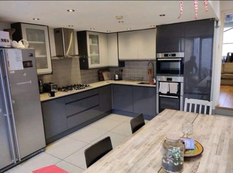 Room Kerrison Road in Greater London
