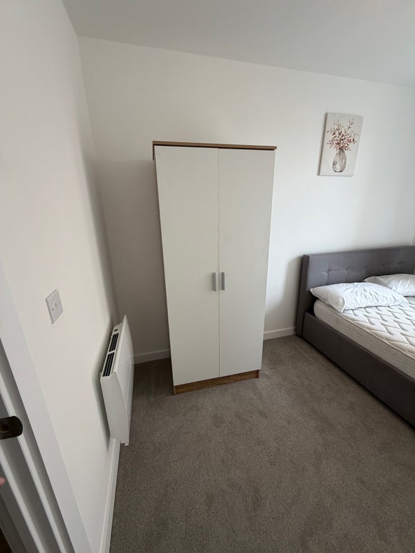 Room Griffiths Close in Birmingham