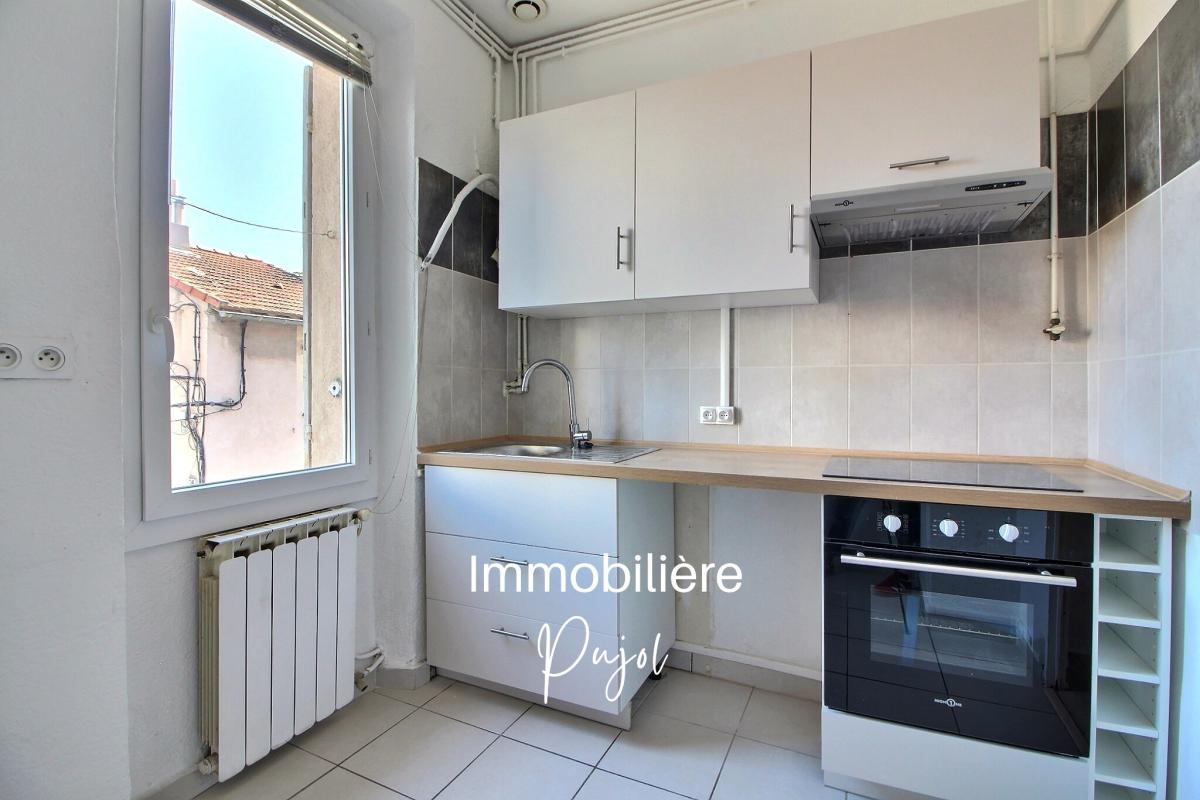 Appartement Rue Raymond Roux à Marseille