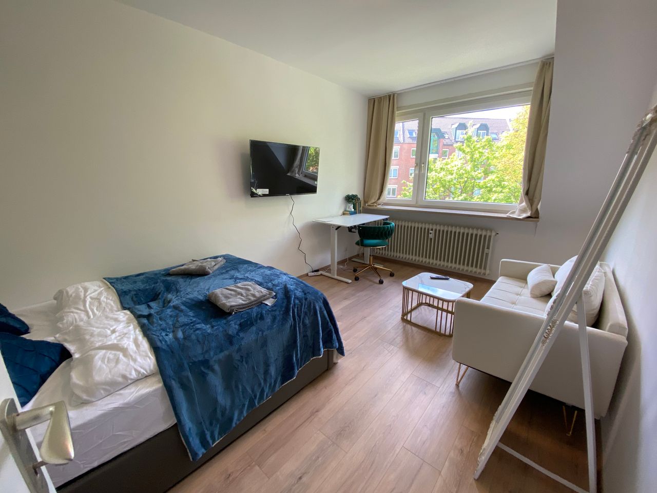 Zimmer Niendorfer Kirchenweg in Hamburg