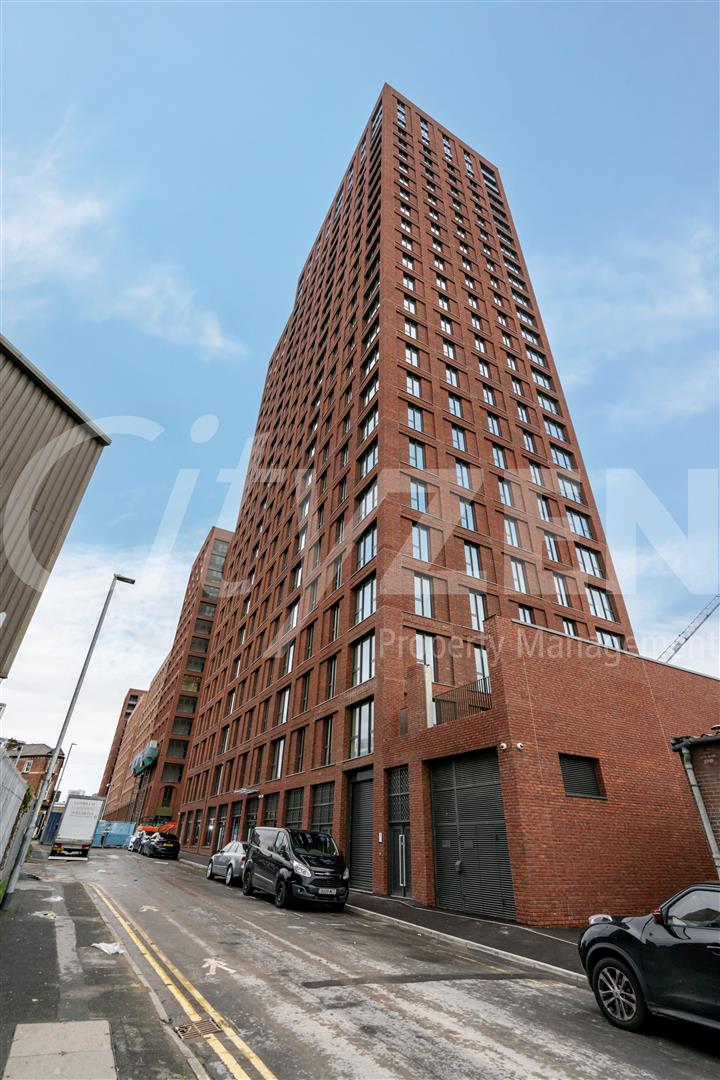 Flat Dutton Street in Manchester