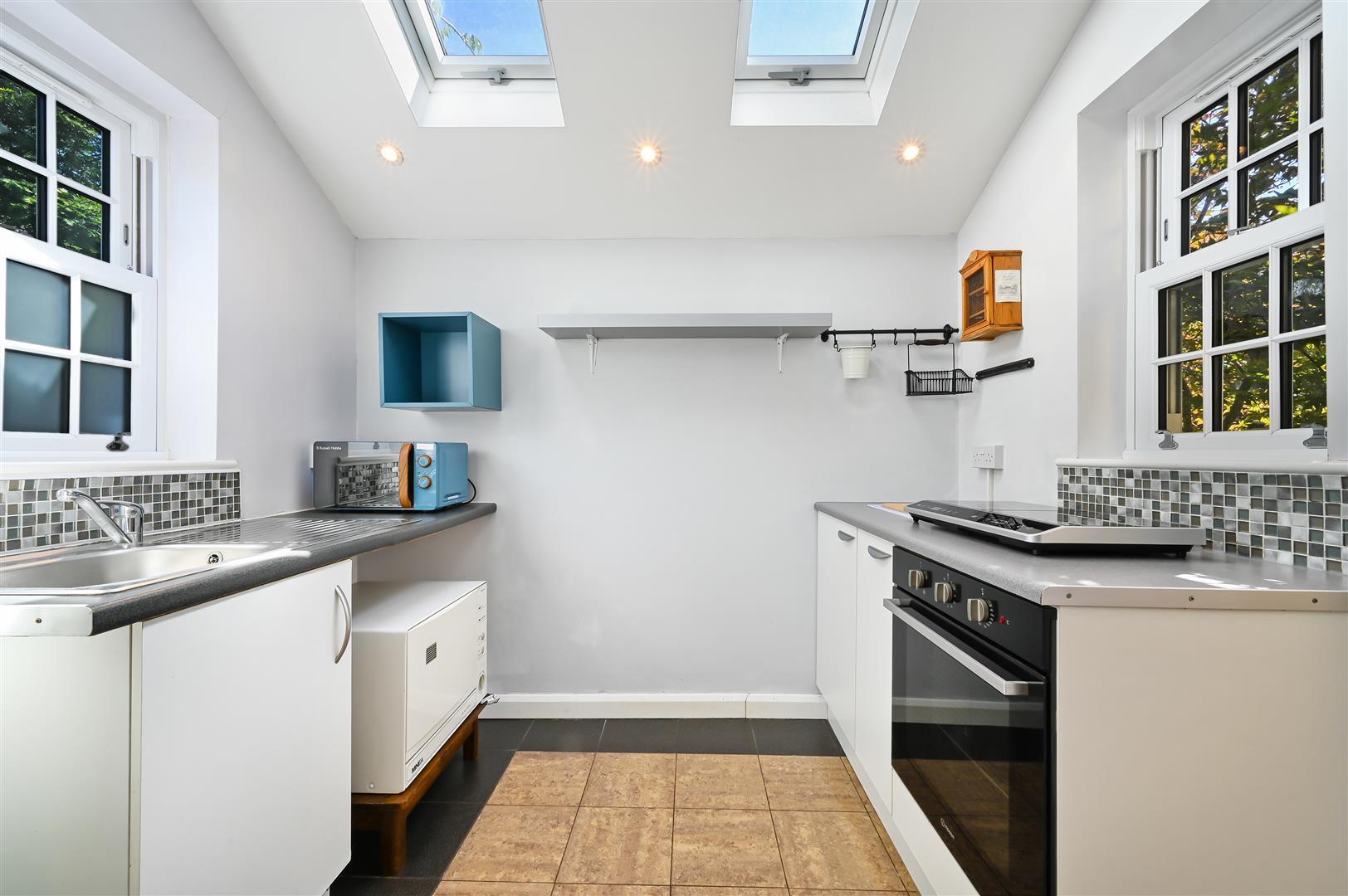 House Langley Road in Greater London