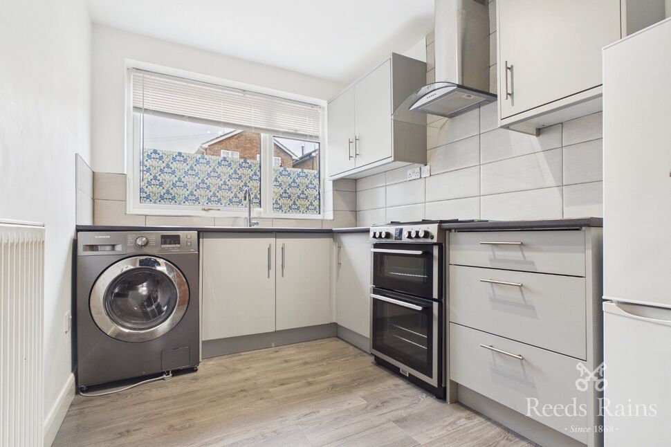 Flat Woodview Close in North East Derbyshire