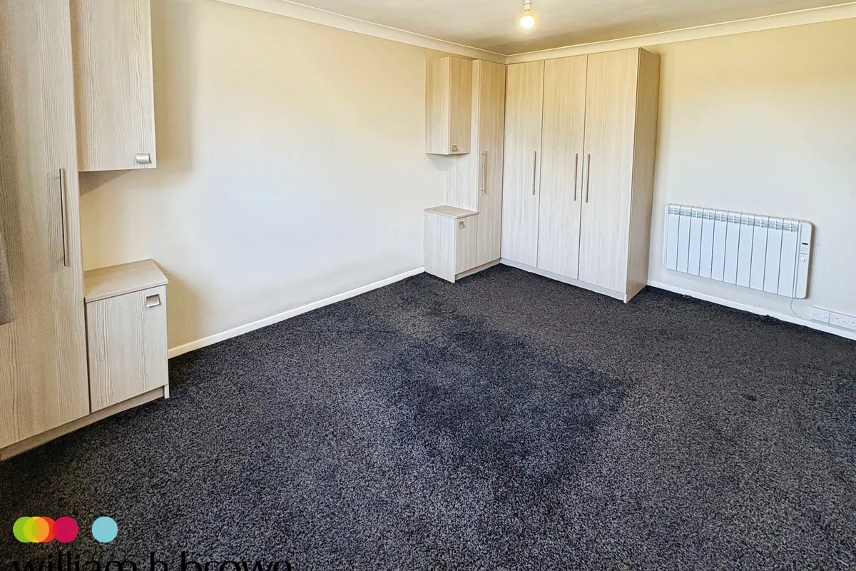 Flat Trafalgar Way in Braintree