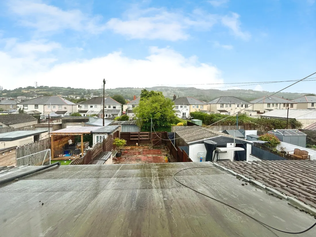 House Glebe Street in Bedwas