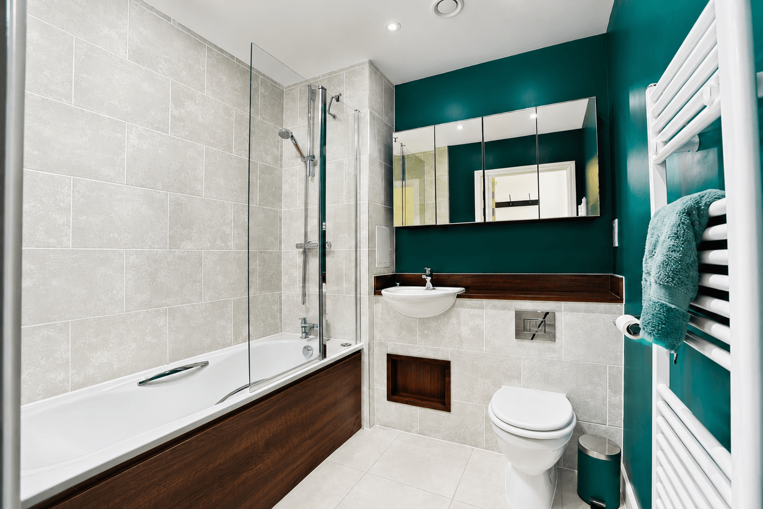 Flat Connersville Way in Greater London