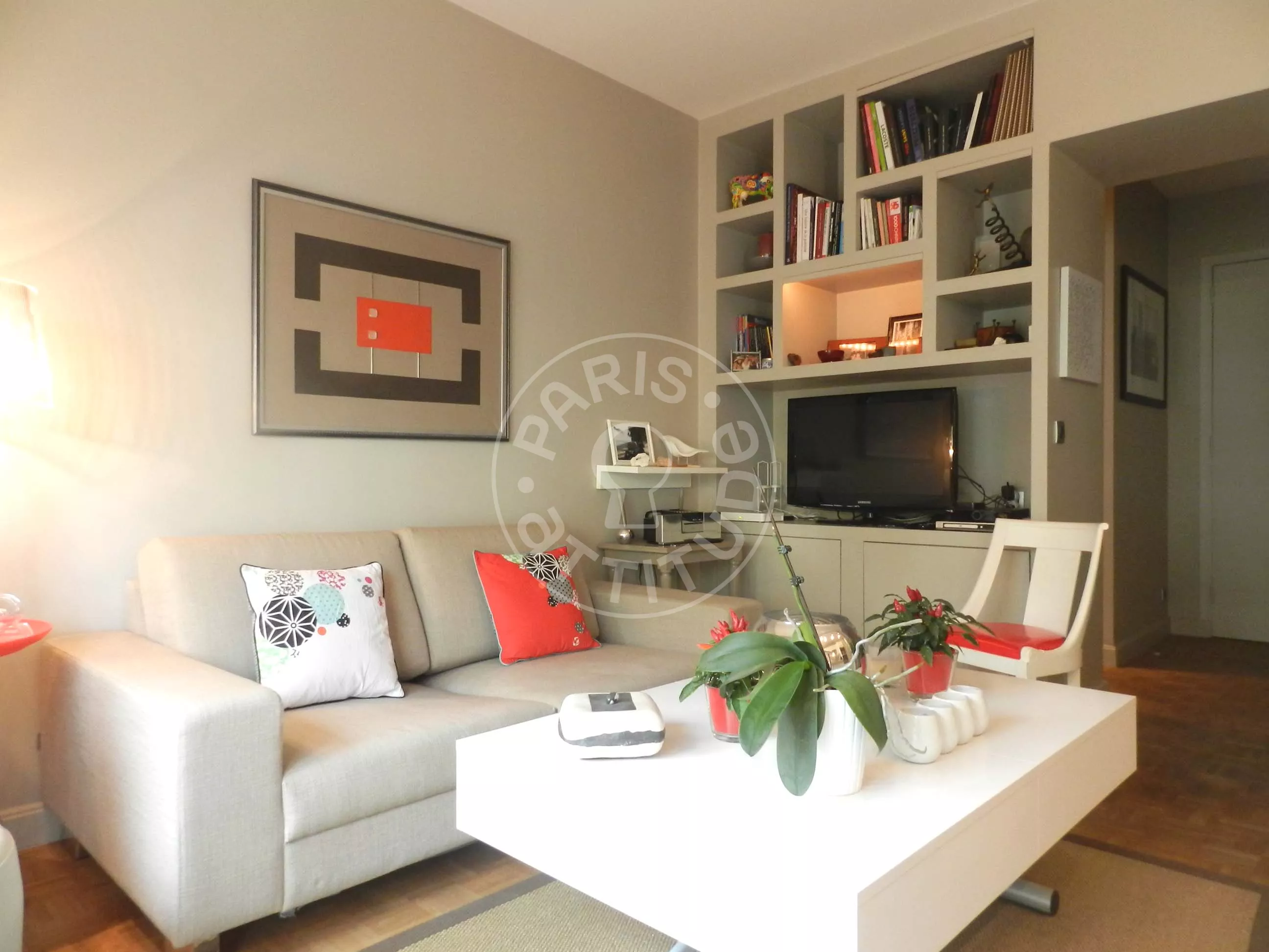 Flat Rue Anatole France in Levallois-Perret