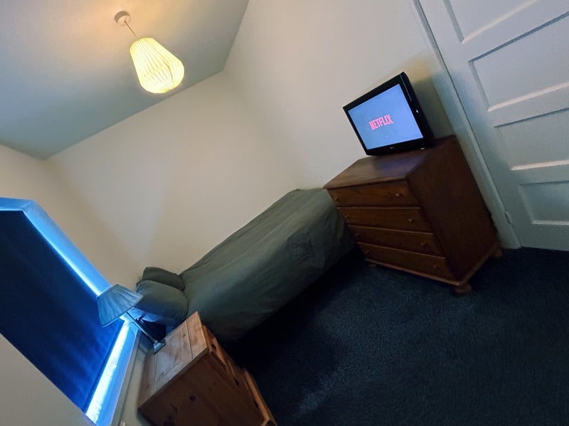 Room Heol Ty Maen in Pontypridd