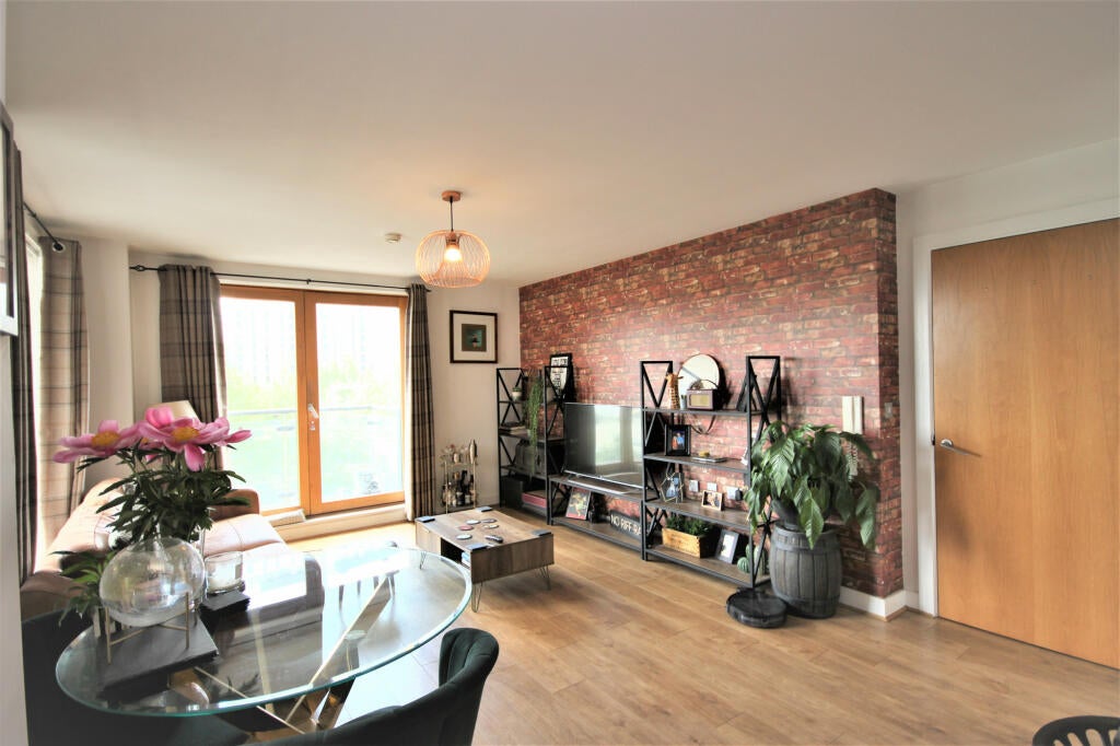Flat Red Bank in Manchester
