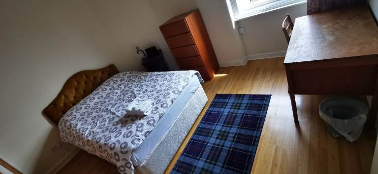 Flat Simon Square in City of Edinburgh