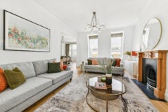 Flat Kynance Place in Greater London