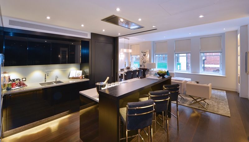 Flat Duke Street in City of Westminster