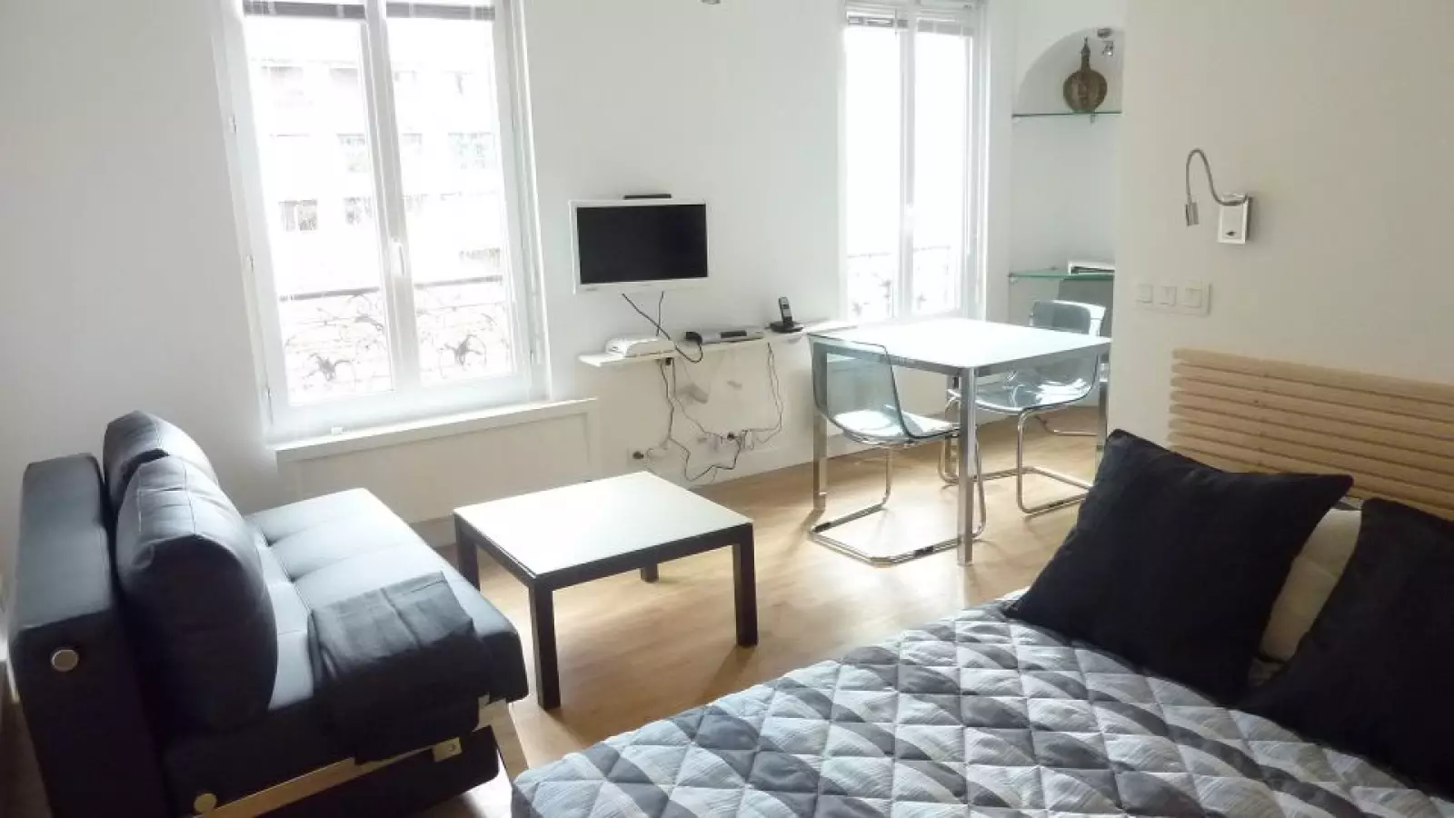 Flat Rue d'Avron in Paris