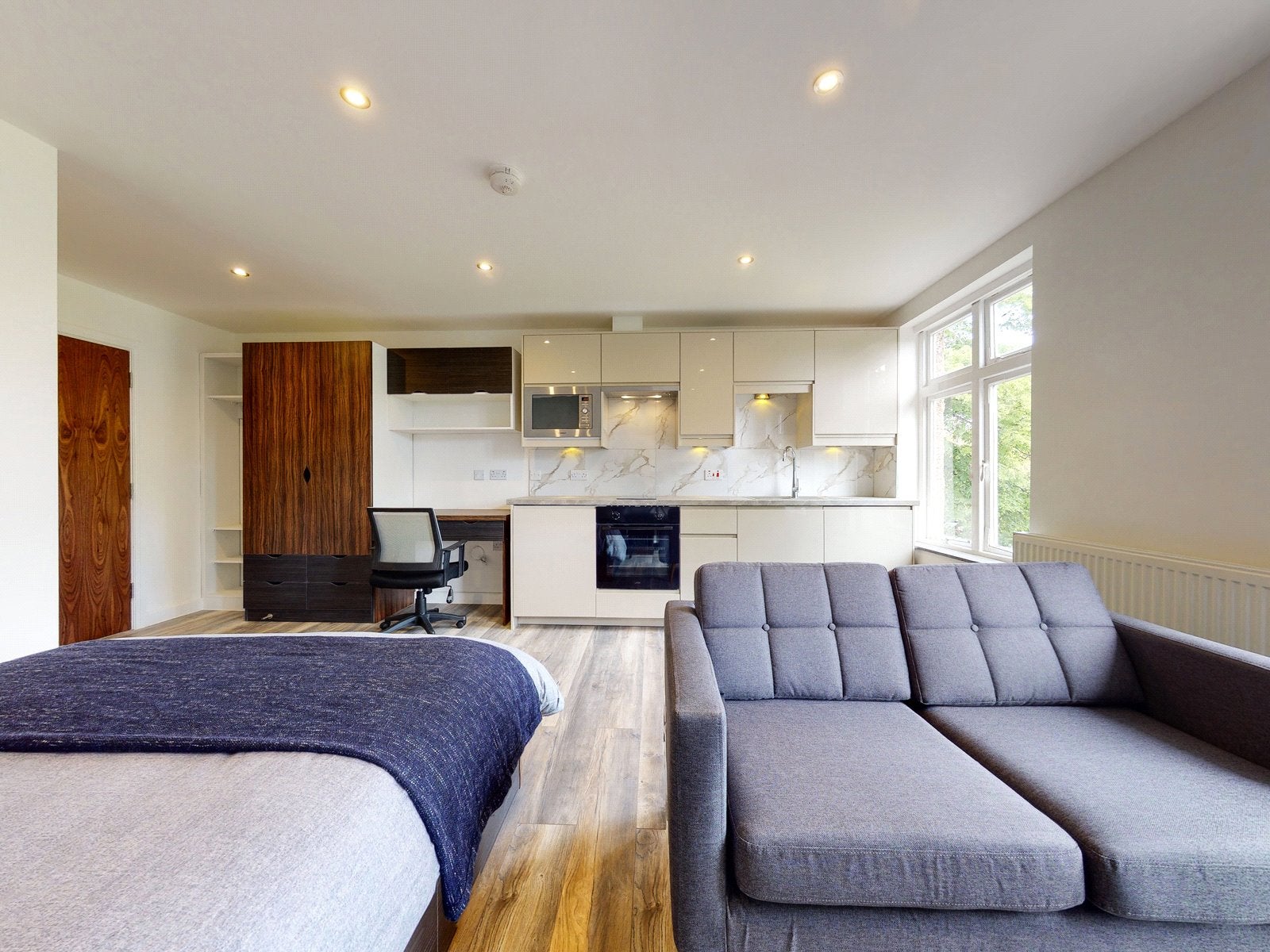 Room Hyde Terrace in Leeds