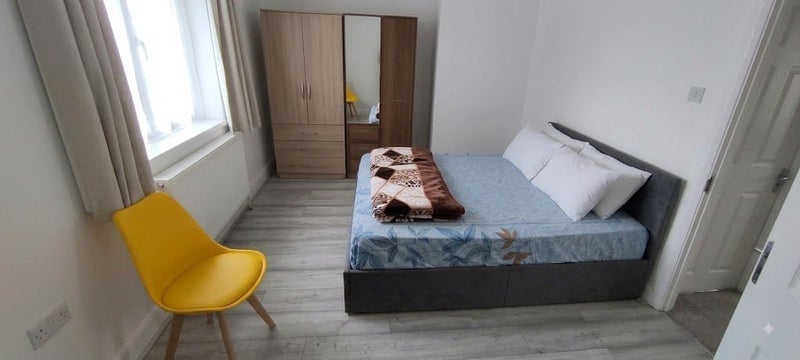 Room Gospel Lane in Birmingham