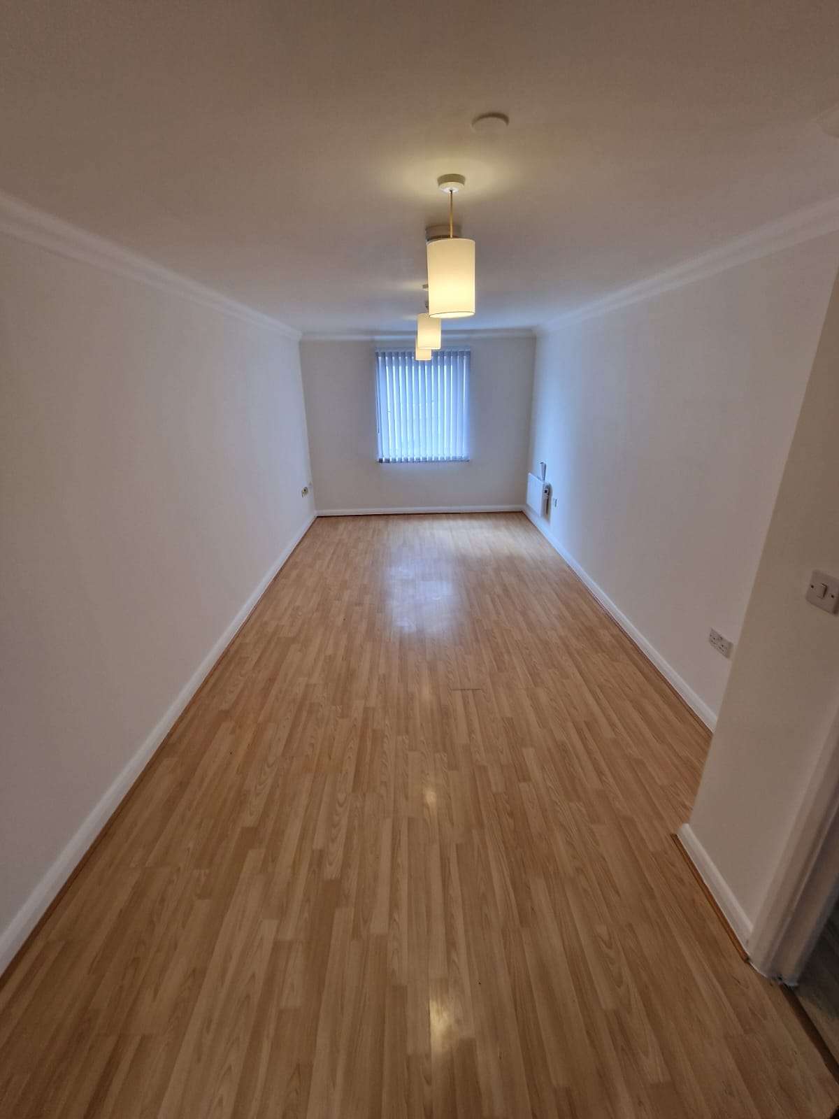 Flat Coupees Path in Luton