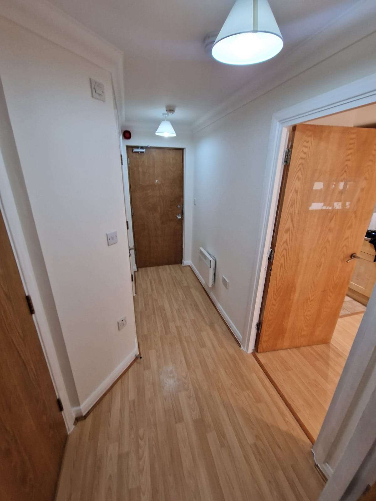 Flat Coupees Path in Luton
