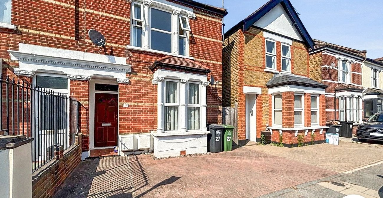 Flat Essex Road in Dartford