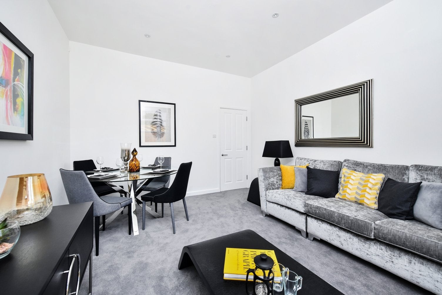 Flat Aitken Road in Greater London