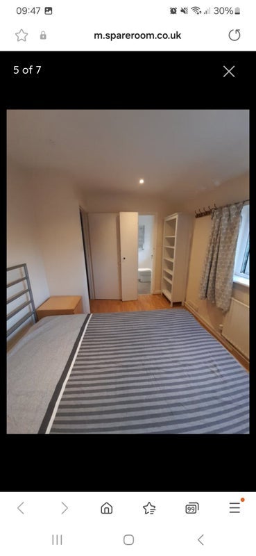 Room Long Drive in Greater London