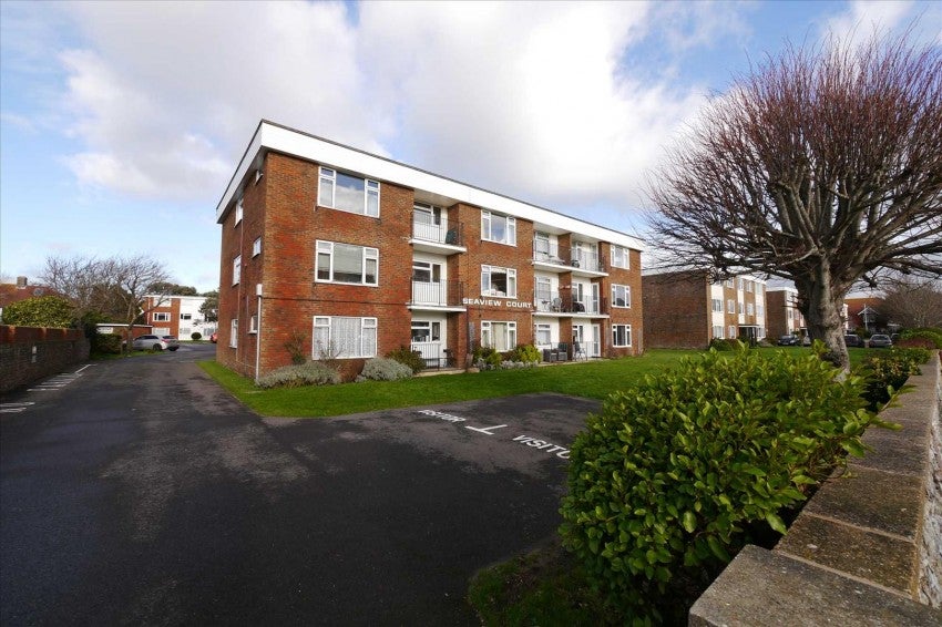 Flat Rowlands Road in Worthing