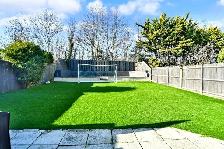 House Barling Close in Tonbridge and Malling