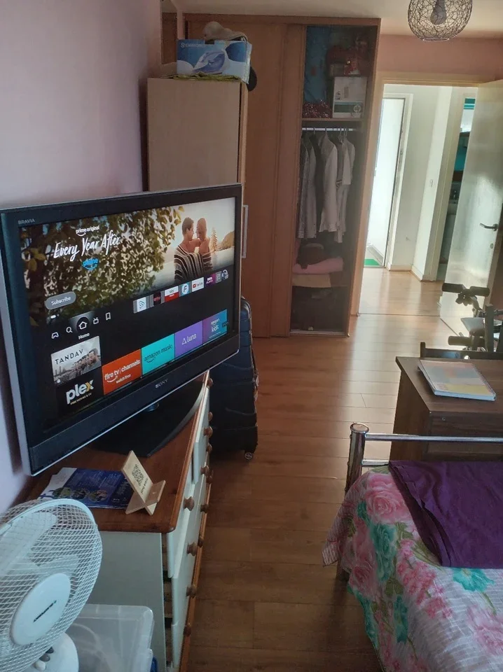 Room Prince Regent Road in Greater London
