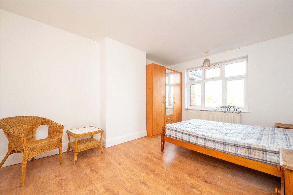 Flat Hatfield Road in St Albans